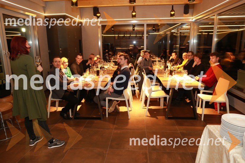 Mediaspeed 16. rojstni dan in prednovoletno druženje16. rojstni dan agencije Mediaspeed in prednovoletno druženje