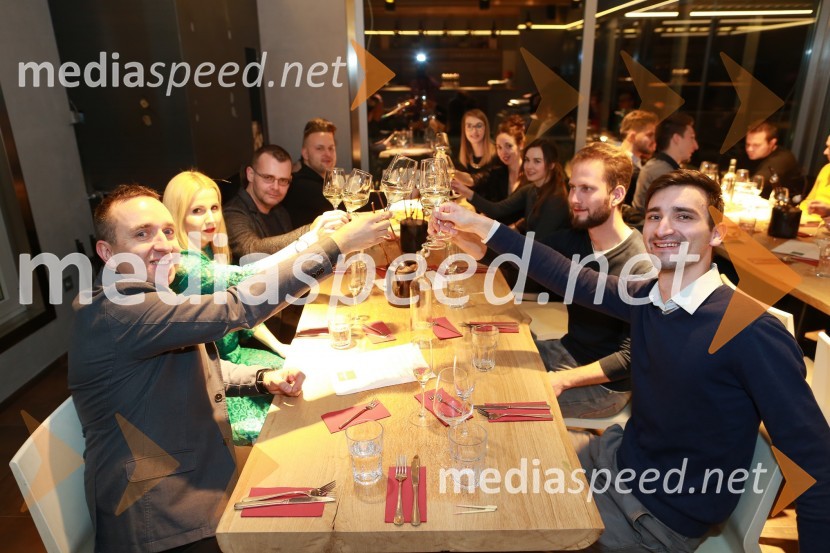 Mediaspeed 16. rojstni dan in prednovoletno druženje16. rojstni dan agencije Mediaspeed in prednovoletno druženje