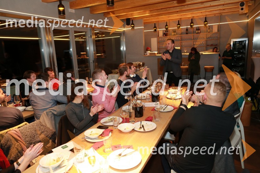 Mediaspeed 16. rojstni dan in prednovoletno druženje16. rojstni dan agencije Mediaspeed in prednovoletno druženje