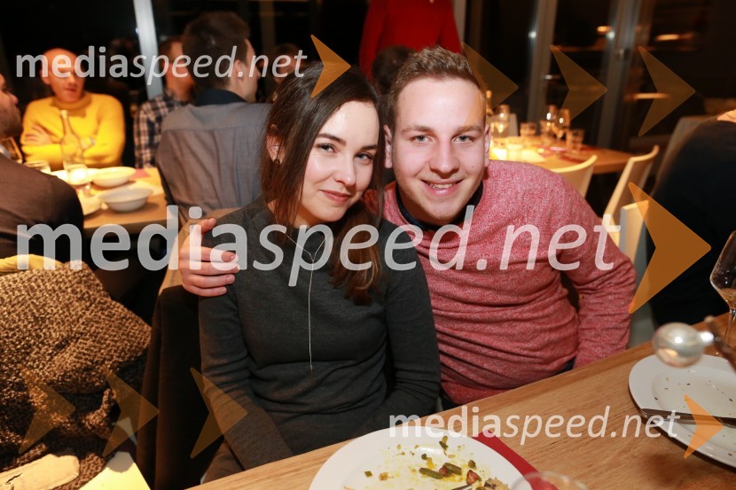  Andreja  Barbarič;  Vid Rotar, fotograf16. rojstni dan agencije Mediaspeed in prednovoletno druženje
