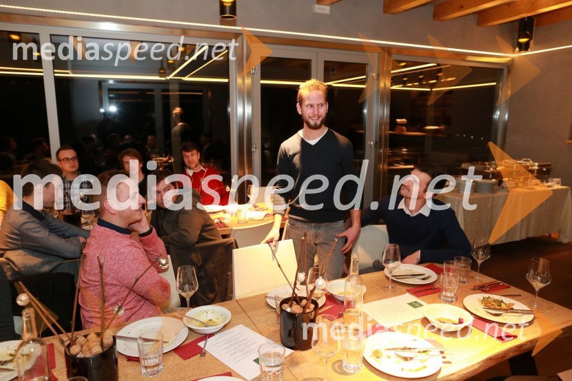  Martin Jesih, FotoBox16. rojstni dan agencije Mediaspeed in prednovoletno druženje