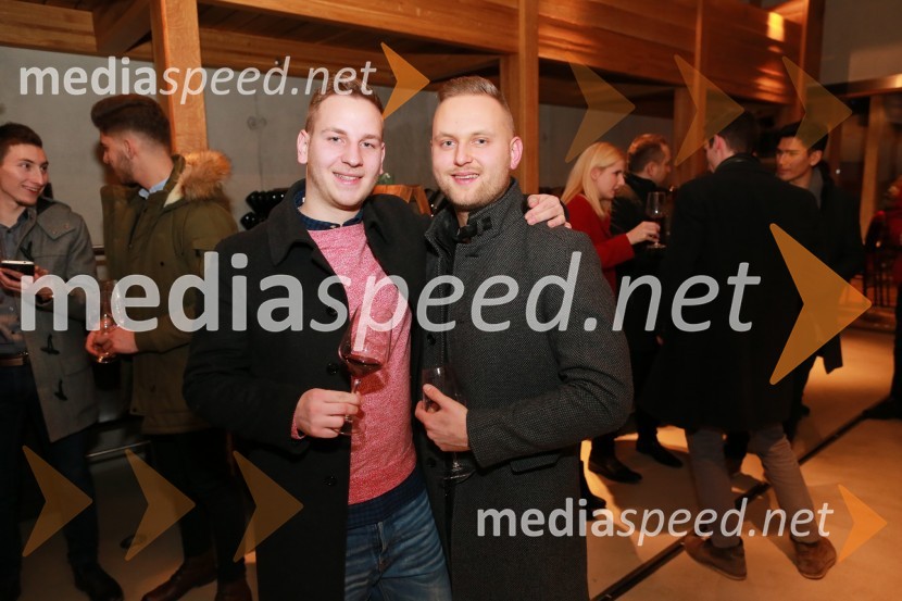  Vid Rotar, fotograf;  Anže Krže, fotograf16. rojstni dan agencije Mediaspeed in prednovoletno druženje