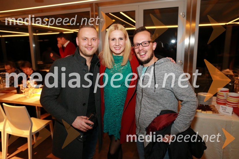  Anže Krže, fotograf;  Natalija Cvetko, vodja projektov, Mediaspeed;  Matevž Pucer, fotograf16. rojstni dan agencije Mediaspeed in prednovoletno druženje