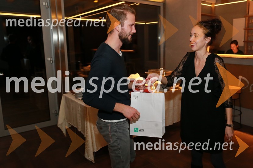  Martin Jesih, FotoBox;  Andreja Breznik, Mediaspeed16. rojstni dan agencije Mediaspeed in prednovoletno druženje