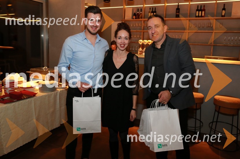  Damijan Ljubec, Mediaspeed;  Andreja Breznik, Mediaspeed;  Borut  Cvetko, kreativni direktor, Mediaspeed16. rojstni dan agencije Mediaspeed in prednovoletno druženje