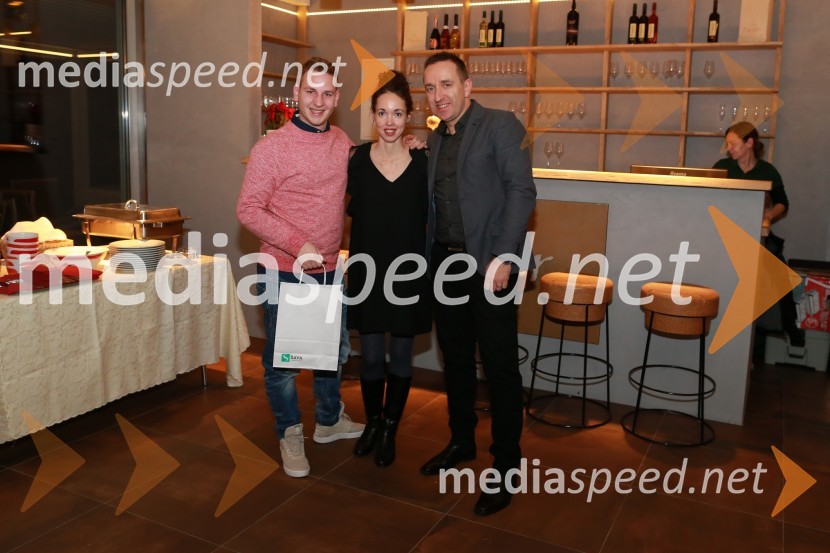  Vid Rotar, fotograf;  Andreja Breznik, Mediaspeed;  Borut  Cvetko, kreativni direktor, Mediaspeed16. rojstni dan agencije Mediaspeed in prednovoletno druženje