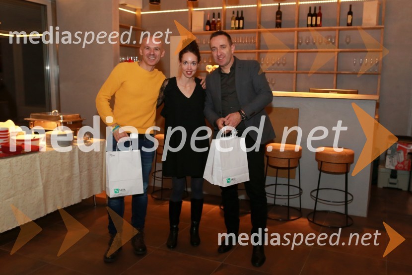  Saša Despot, fotograf;  Andreja Breznik, Mediaspeed;  Borut  Cvetko, kreativni direktor, Mediaspeed16. rojstni dan agencije Mediaspeed in prednovoletno druženje
