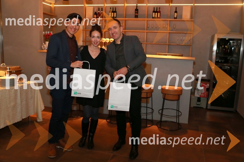  Max Verderber, fotograf;  Andreja Breznik, Mediaspeed;  Borut  Cvetko, kreativni direktor, Mediaspeed16. rojstni dan agencije Mediaspeed in prednovoletno druženje