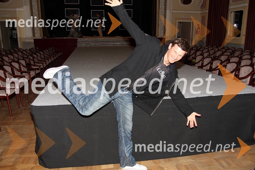 Jurij Bradač, manekenModna revija v Narodnem domu Maribor