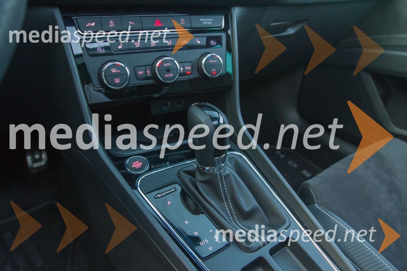 Seat Leon ST Cupra 2.0 TSI DSG 4Drive, menjalnik je učinkovitSeat Leon ST Cupra 2.0 TSI DSG 4Drive, mediaspeed test