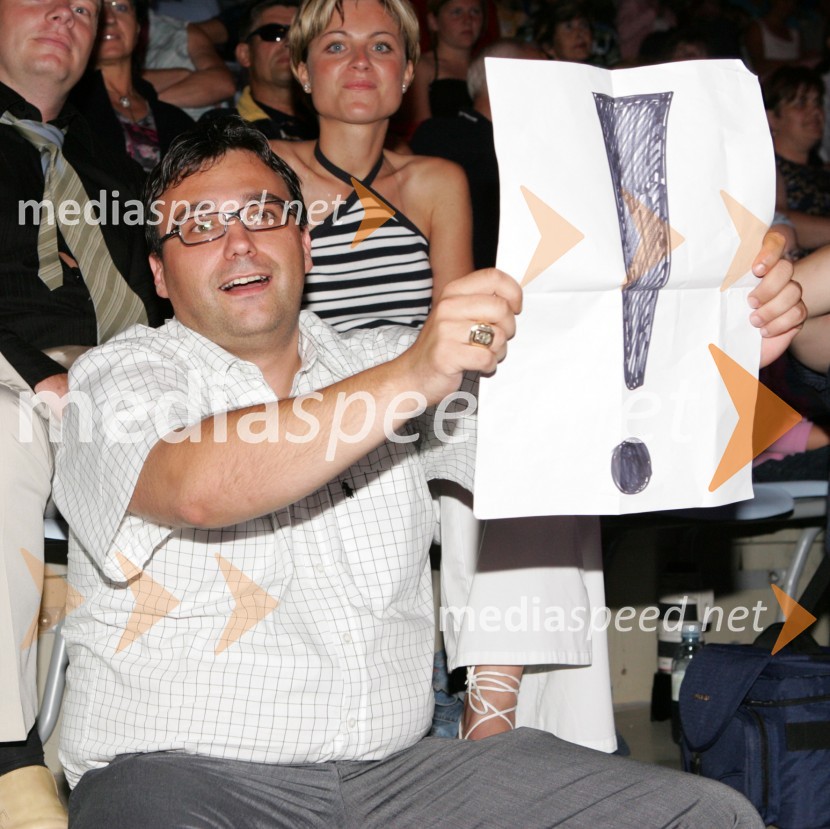 Poslanec SNS Boštjan ZagoracMelodije morja in sonca