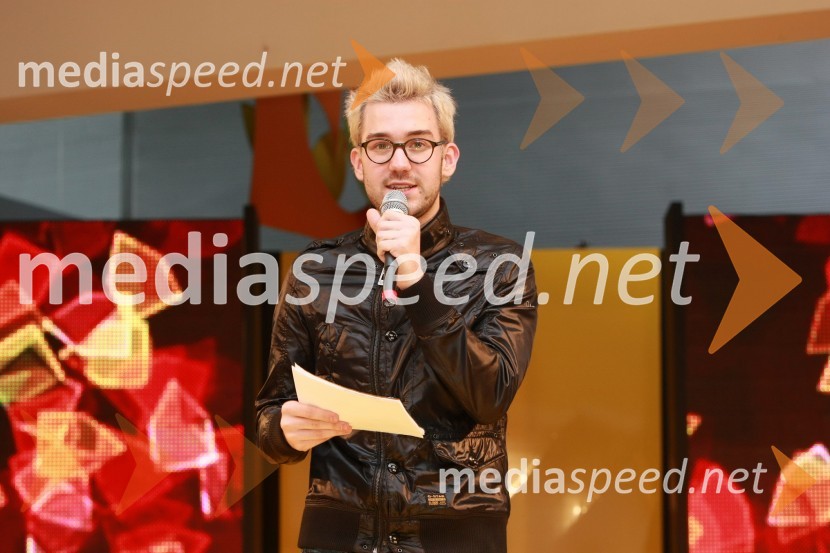 Anžej Dežan, povezovalec prireditveModna revija Center Interspar Vič