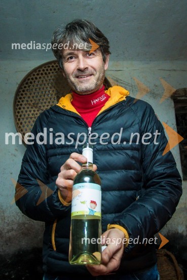  Robert Hafner, Vinogradništvo HafnerObisk nagrajencev Slovenskih novic pri PUBEC vinarjih Leber, Hafner in Cvitanič