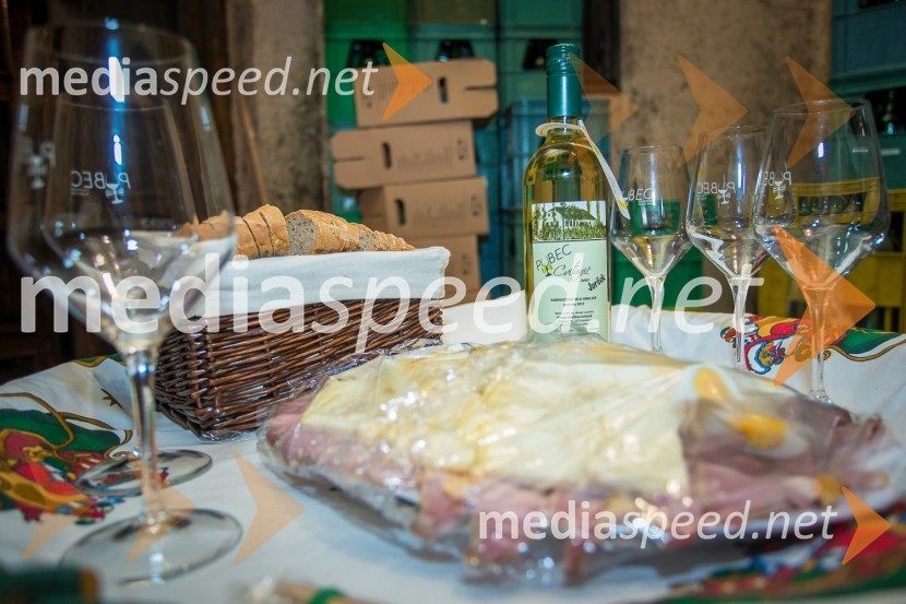 Vinarstvo CvitaničObisk nagrajencev Slovenskih novic pri PUBEC vinarjih Leber, Hafner in Cvitanič