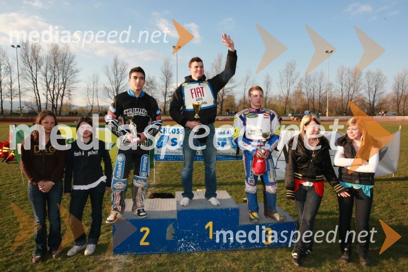 Nikola Pigac (SK Unia Prelog), Matic Voldrih (AMTK Ljubljana) in Lukas Simon (Avstrija)SPEEDWAY DP posameznikov 2008 2. dirka, Skupina B