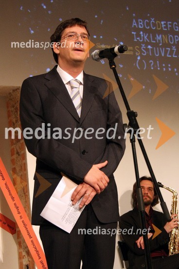 Gregor Repovš, predsednik Društva novinarjev SlovenijePodelitev novinarskih nagrad Društva novinarjev Slovenije