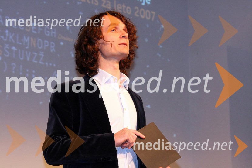 Jure Longyka, povezovalec prireditvePodelitev novinarskih nagrad Društva novinarjev Slovenije