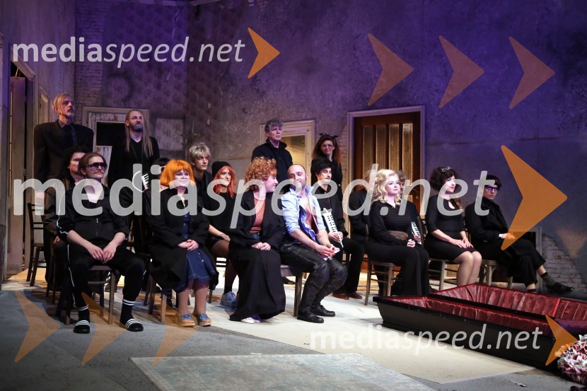  ... ;  ... ;  ... ;  Irena Varga, igralka;  ... ;  ... ;  Maša Žilavec, igralka;  ... ;  Nejc Ropret, igralec;  ... ;  ... ;  ... ;  ... ;  ... Samomorilec, premiera predstave