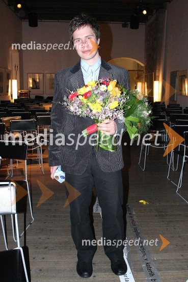 Vasja Jager, novinar Večera in prejemnik novinarske nagradePodelitev novinarskih nagrad Društva novinarjev Slovenije