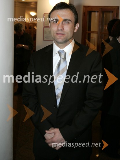 Mag. Stane Baluh, direktor Vladnega urada za narodnostiKoncert ob svetovnem dnevu Romov