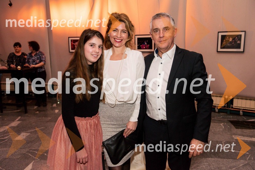 Čakalnica, premiera predstave