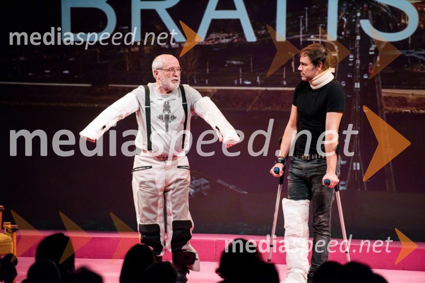  Janez Hočevar - Rifle, igralec;  Lado Bizovičar, igralecČakalnica, premiera predstave