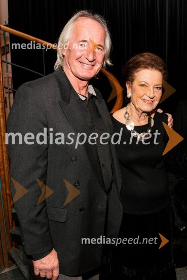  Janez Bončina Benč, glasbenik;  Elza Budau, slovenska tekstopiska, pesnica in pisateljicaČakalnica, premiera predstave