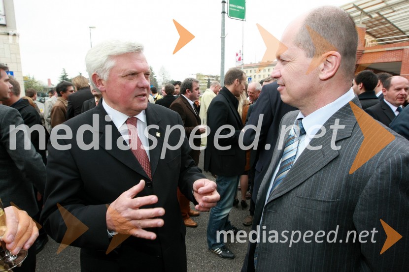 Mirko Brulc, župan občine Nova Gorica in Žarko Berlot, direktor Bolton Adriatic d. o. o.Otvoritev poslovne enote Deželne banke Slovenije v Novi Gorici