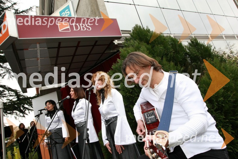 Skupina KresniceOtvoritev poslovne enote Deželne banke Slovenije v Novi Gorici