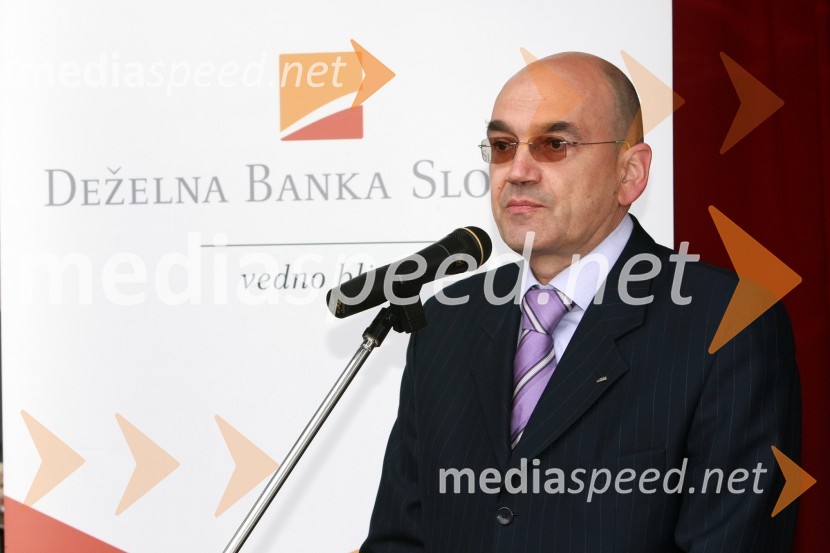 Dr. Draško Veselinovič, predsednik uprave Deželne banke Slovenije d.d.Otvoritev poslovne enote Deželne banke Slovenije v Novi Gorici