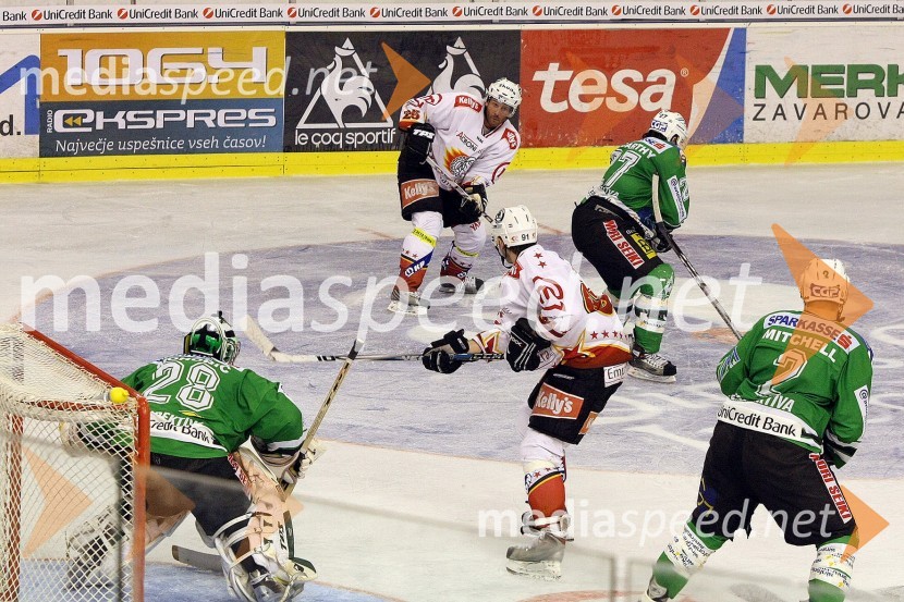 Zadnja tekma državnega prvenstvaČetrta, zadnja tekma državnega prvenstva v hokeju na ledu