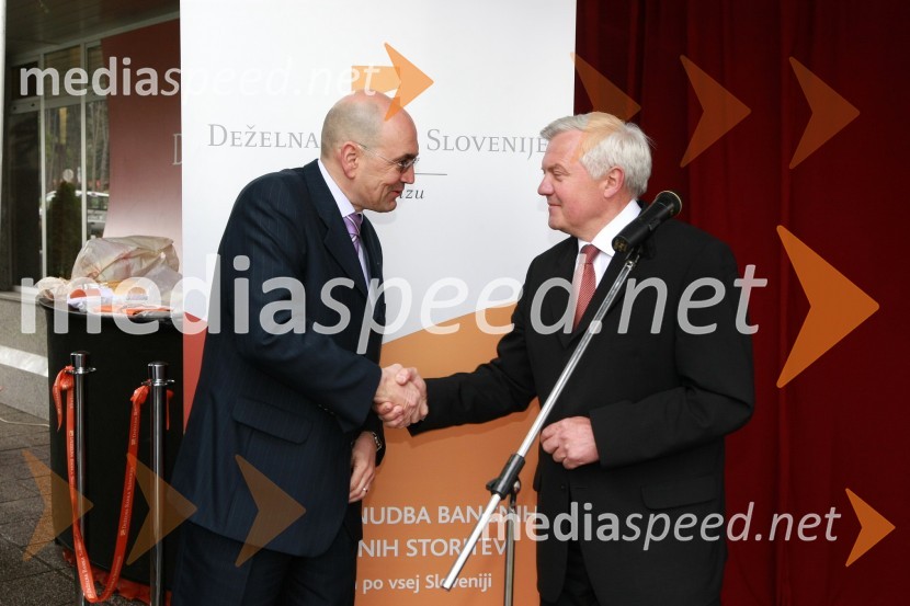 Dr. Draško Veselinovič, predsednik uprave Deželne banke Slovenije d.d. in Mirko Brulc, župan občine Nova Gorica   	Otvoritev poslovne enote Deželne banke Slovenije v Novi Gorici