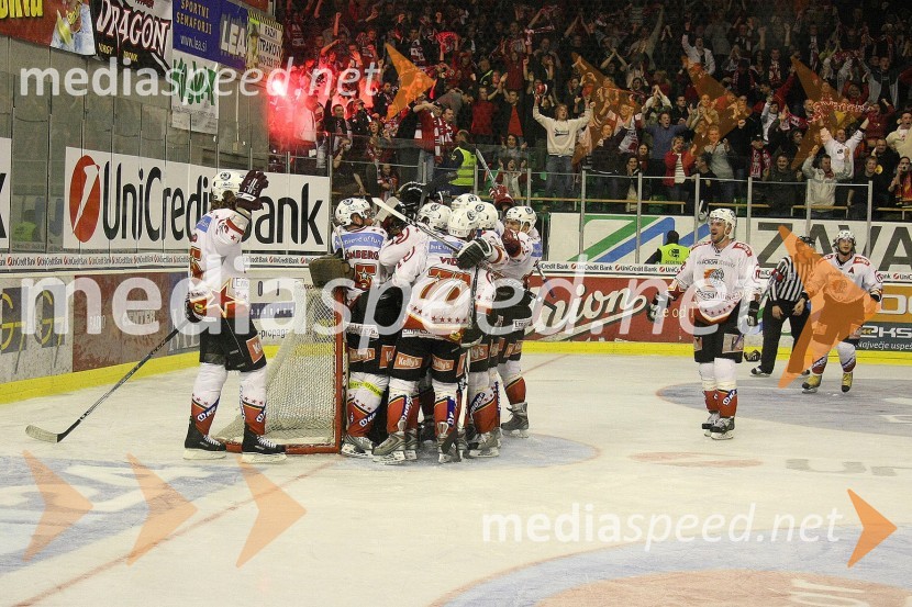 Hokejisti Acroni Jesenice, državni prvakiČetrta, zadnja tekma državnega prvenstva v hokeju na ledu