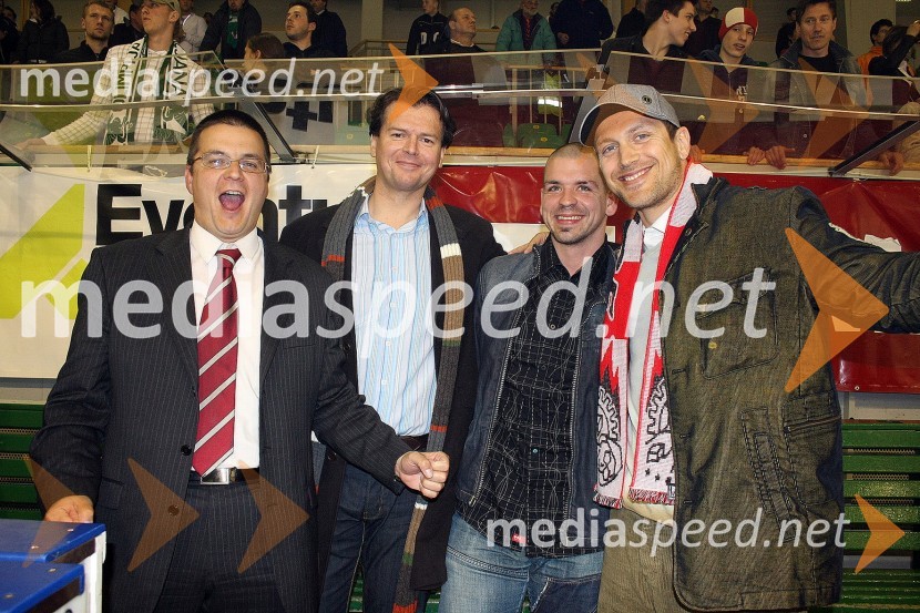 Mag. Dimitrij Piciga, predsednik Acroni Jesenic, Tilen Majnardi, vodja korporativnega komuniciranja Hit d.d., ... in Jure Košir, nekdanji alpski smučar in direktor marketinga Acroni JeseniceČetrta, zadnja tekma državnega prvenstva v hokeju na ledu