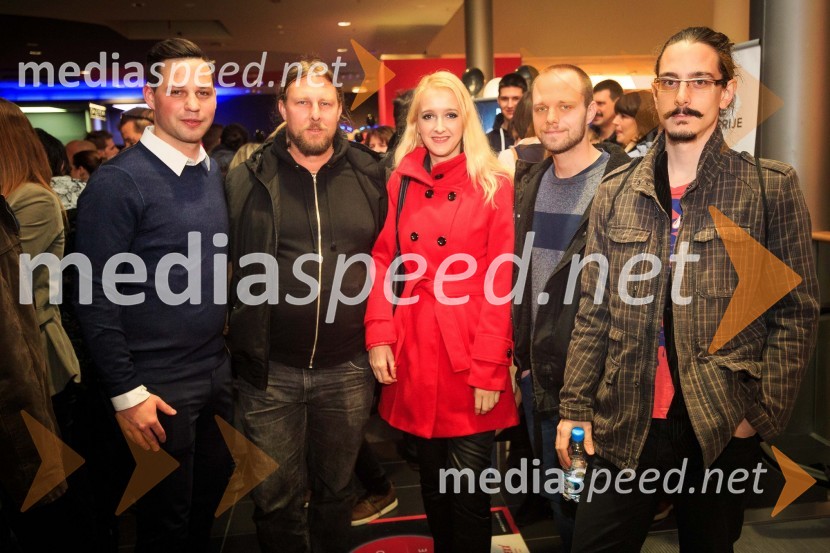  Igor Pečoler, direktor fotografije;  Dejan Babošek, režiser;  Darja Krhin, igralka;  Miha Rudolf;  Simon GosnikDualizem, predpremiera Spletne serije