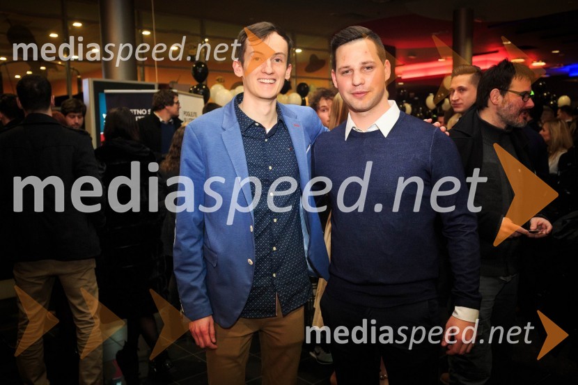  Tomaž Krajnc, scenarist in režiser;  Igor Pečoler, direktor fotografijeDualizem, predpremiera Spletne serije