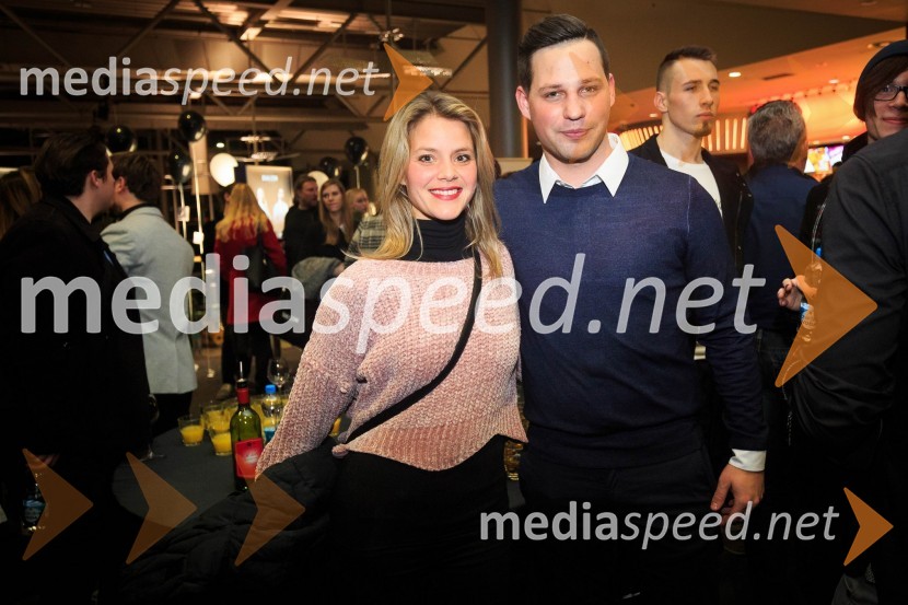  ... ;  Igor Pečoler, direktor fotografijeDualizem, predpremiera Spletne serije