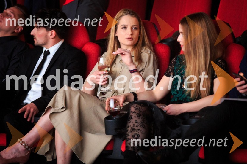  Ondina Kerec, igralka;  Valentina Plaskan, igralka, radijska moderatorkaDualizem, predpremiera Spletne serije