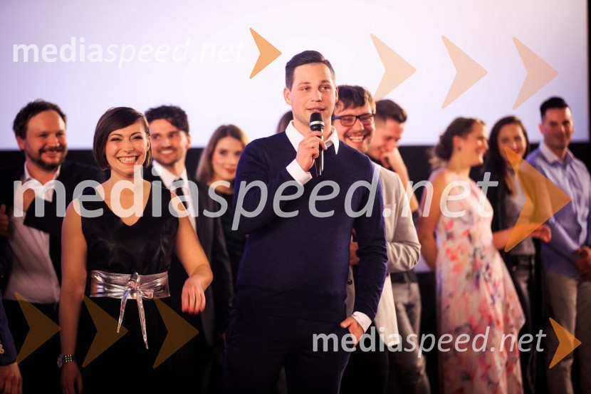  Laura  Gričar, producentka;  Igor Pečoler, direktor fotografijeDualizem, predpremiera Spletne serije