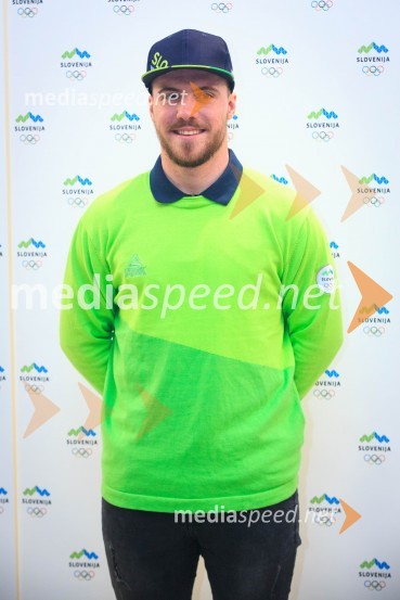  Miha Hrobat, mladinski svetovni prvak v superveleslalomuPredstavitev slovenske olimpijske reprezentance - Pjongčang 2018