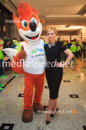  Pia Pustovrh, voditeljicaPredstavitev slovenske olimpijske reprezentance - Pjongčang 2018