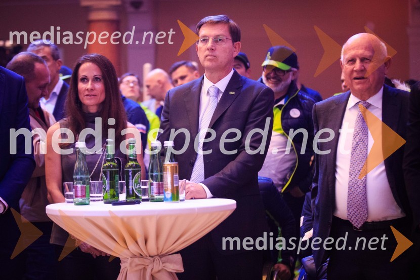  Petra Čop; prof. dr. Miro Cerar, predsednik Vlade Republike Slovenije;  Janez 	 Kocijančič, nekdanji predsednik OKS Predstavitev slovenske olimpijske reprezentance - Pjongčang 2018