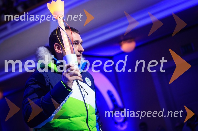  Tomaž Razingar, olimpijec in nekdanji kapetan slovenske hokejske reprezentancePredstavitev slovenske olimpijske reprezentance - Pjongčang 2018