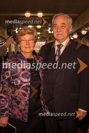  Alojzija Moge-Čas, odvetnica;  Rudolf Moge, nekdanji politikMoč usode, premiera opere