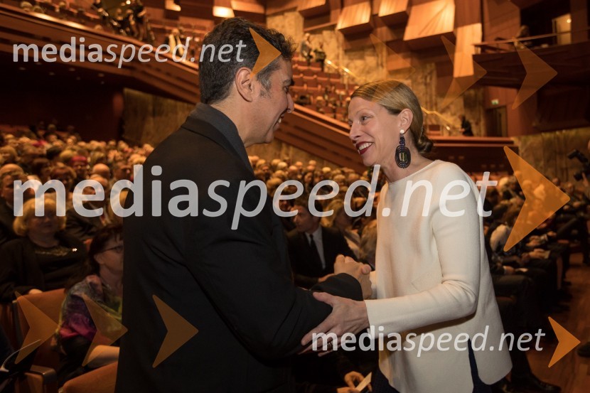  ... ;  Nataša Matjašec Rošker, igralkaMoč usode, premiera opere
