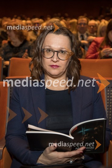  Lidija Divjak Mirnik, direktorica Študentskih domov UM, mestna svetnica MOM (LPR)Moč usode, premiera opere