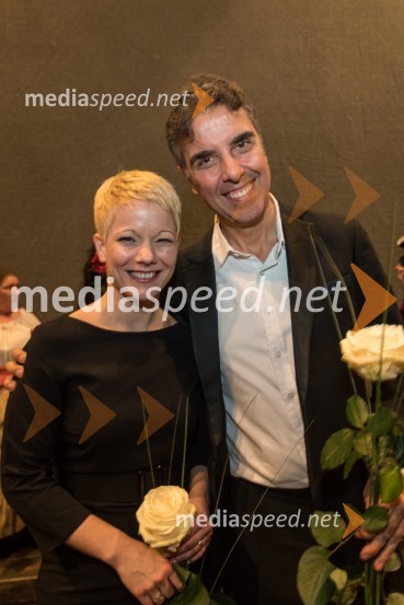  Zsuzsa Budavari Novak, zborovodkinja;  Pier Francesco  Maestrini, režiserMoč usode, premiera opere