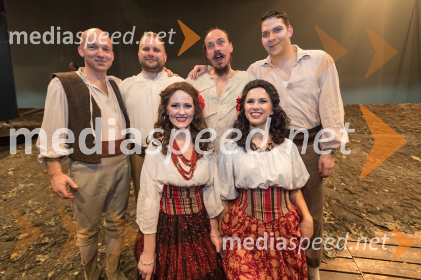 Moč usode, premiera opere