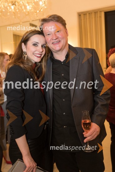  Valentina Čuden, operna pevka;  Saša Olenjuk, koncertni mojsterMoč usode, premiera opere