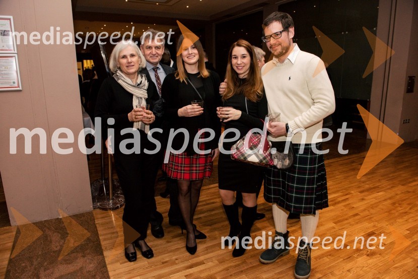  Draga Avbelj;  Joc Avbelj;  Maruša Avbelj;  Monika Avbelj;  Matevž AvbeljBurns-Prešeren night